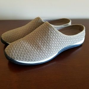 LL BEAN shoes women's size 9.5 wide